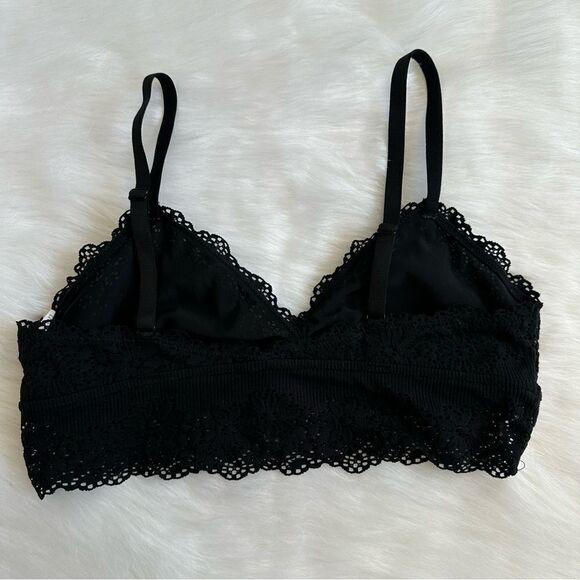 Aerie Laser Cut Lace Wireless Adjustable Strap Black Brallette - Picture 8 of 12